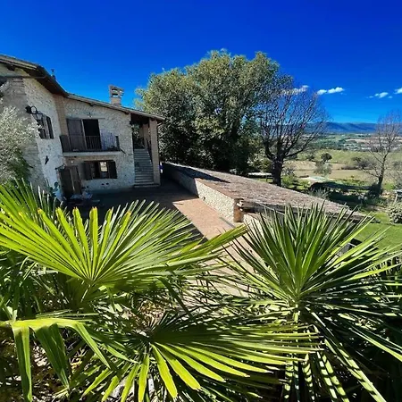 Wondrous Covered Veranda Besides Infinity Pool Jacuzzi In Magical Gardens Διαμέρισμα Colle Umberto (Umbria)