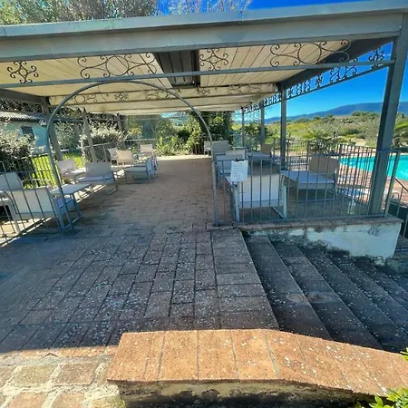 Διαμέρισμα Wondrous Covered Veranda Besides Infinity Pool Jacuzzi In Magical Gardens *